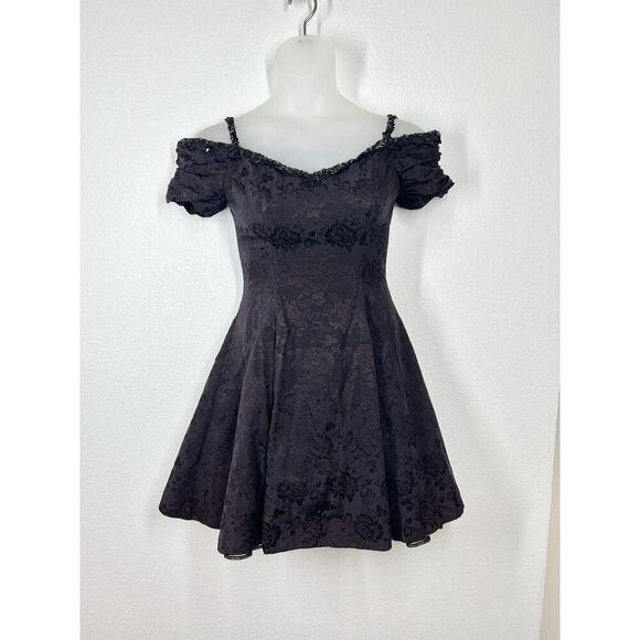 Vintage 1980s Niki Floral Brocade Prom Formal Dress 10 Off The Shoulder - Picture 1 of 11